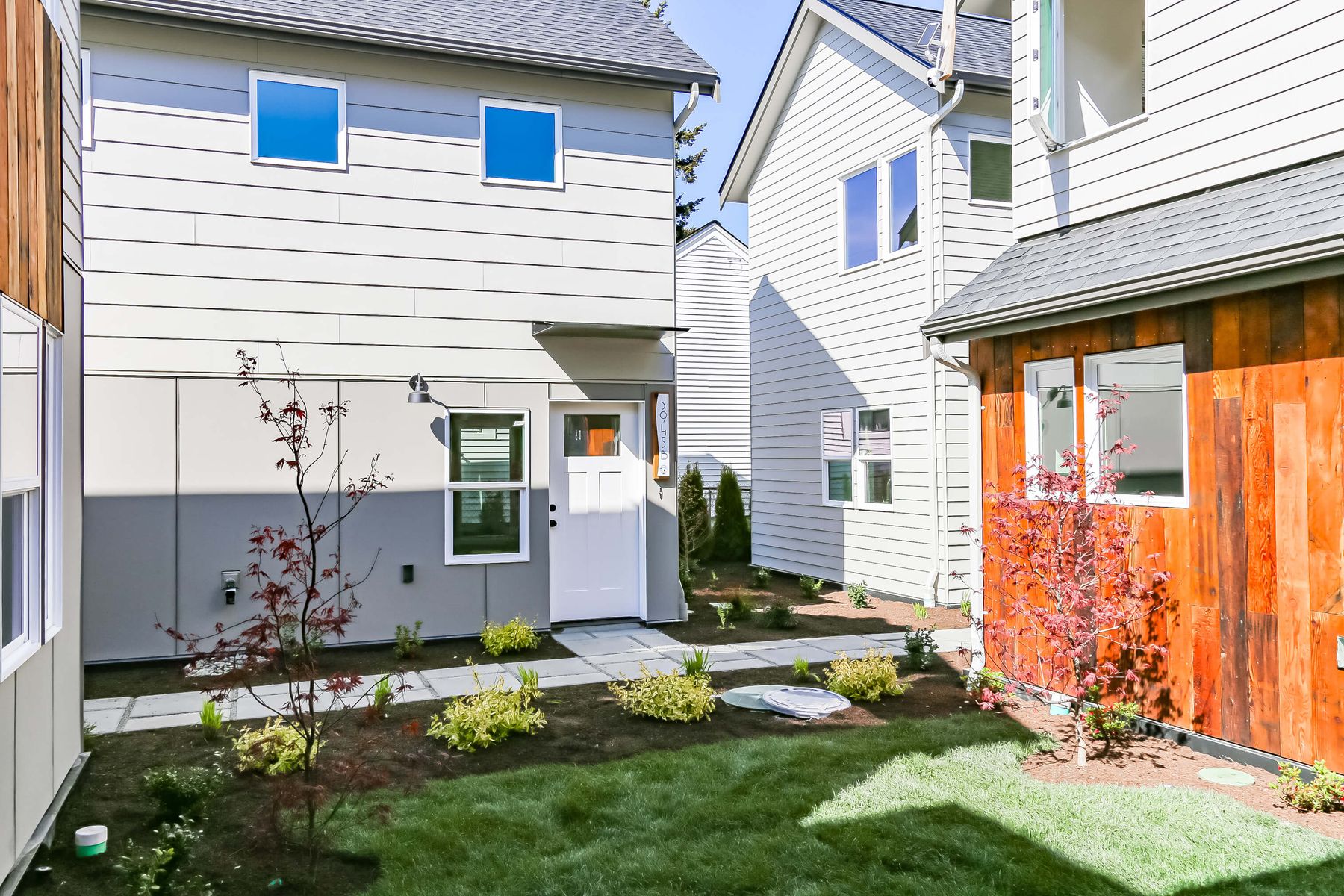 Shared green between the cottages